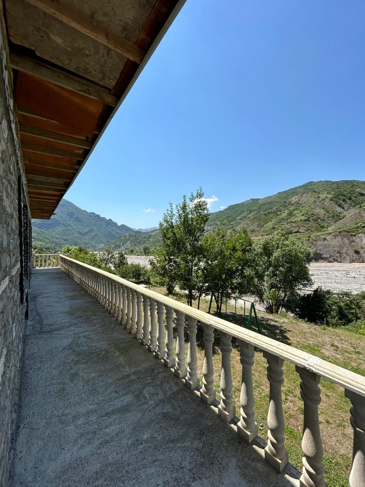 Karvansaray Lahic Hotel Exterior photo